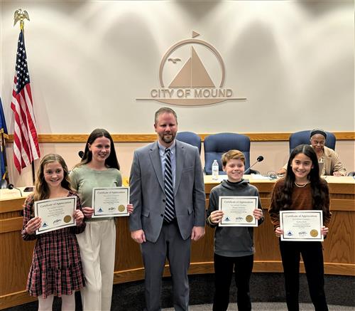  Grandview Students Offer Suggestions to Mound Mayor